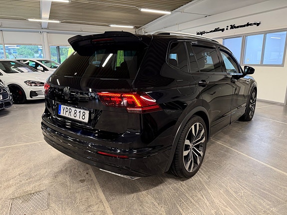 Volkswagen Tiguan Allspace 3 of 30