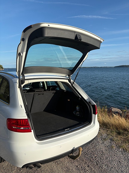 Audi A4 5 of 13