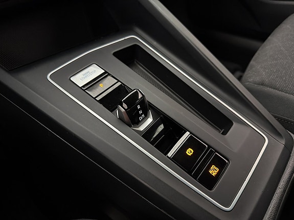 Volkswagen Golf V 18 of 30