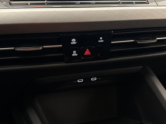 Volkswagen Golf V 19 of 30