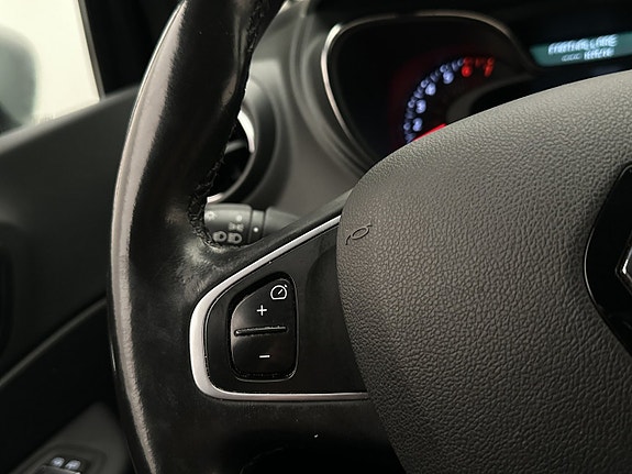 Renault Captur 16 of 29