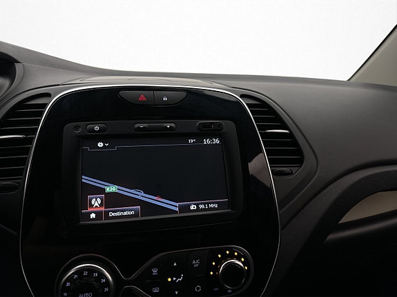 Renault Captur 19 of 29