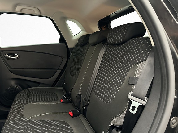 Renault Captur 15 of 29