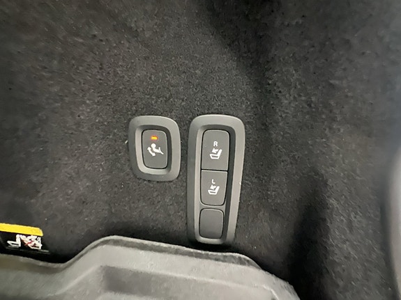 Volvo XC60 29 of 30