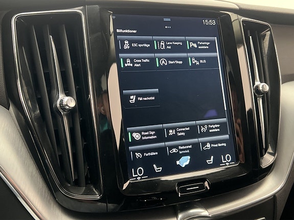 Volvo XC60 20 of 30