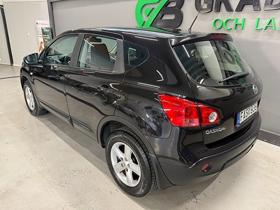 Nissan Qashqai 4 of 18