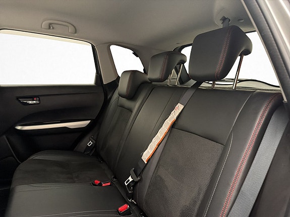 Suzuki Vitara 16 of 30