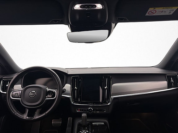 Volvo V90 16 of 30