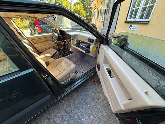 Volvo 850 9 of 15