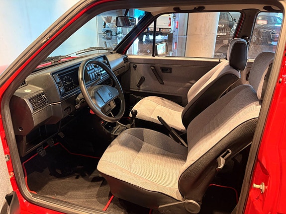 Volkswagen Jetta 16 of 21