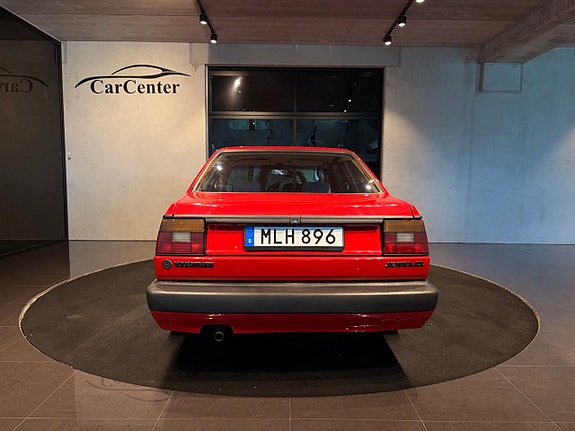 Volkswagen Jetta 9 of 21