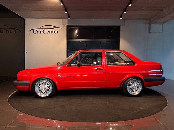 Volkswagen Jetta 10 of 21