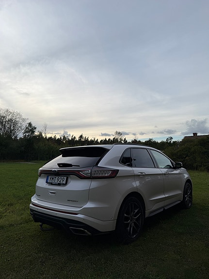 Ford Edge 4 of 4