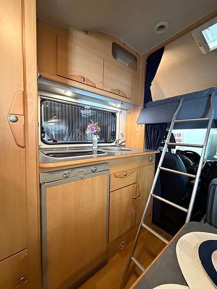 Fiat ADRIA 572 DK Barnkammare Fukt och Gasol testad UA 10 of 30