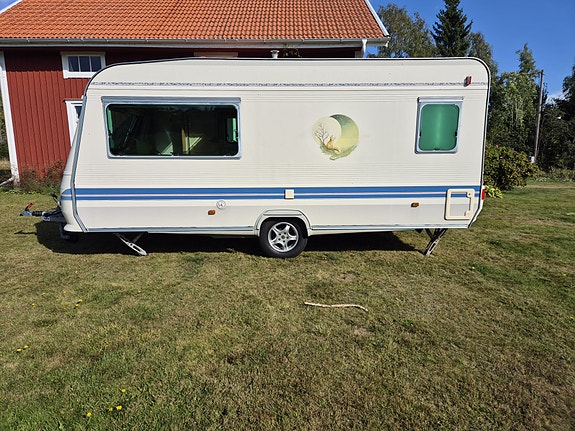Adria Unica B 462 DP 4 of 30