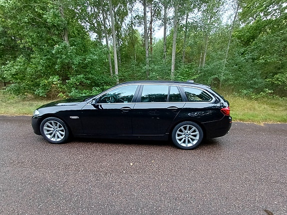 BMW 520d 2 of 18