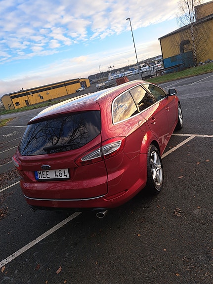 Ford Mondeo 3 of 9