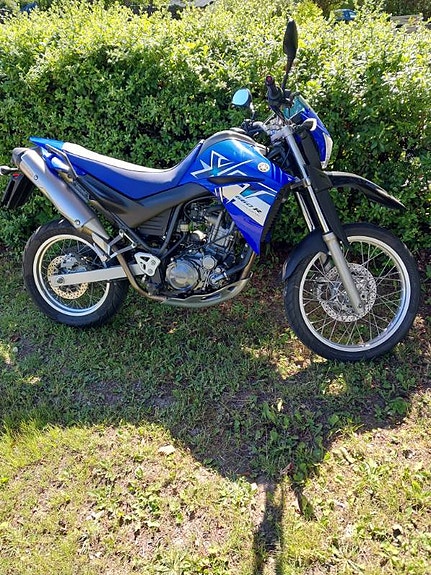 Yamaha XT660R 2 of 2