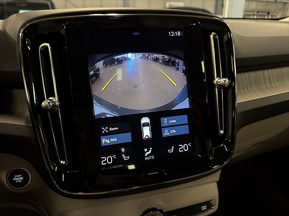 Volvo XC40 24 of 24