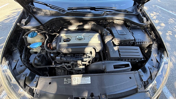 Volkswagen Golf VI 4 of 14