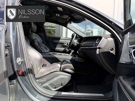 Volvo V90 21 of 25