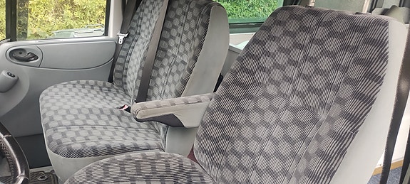 Ford Transit Tourneo 6 of 9