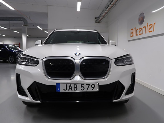 BMW iX3 11 of 30
