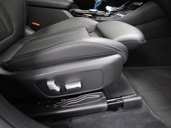 BMW iX3 26 of 30