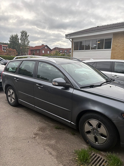 Volvo V50 4 of 7