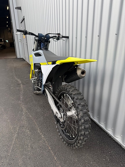 Husqvarna FC 350 4 of 5