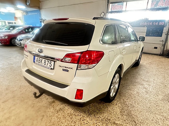 Subaru Outback 6 of 14