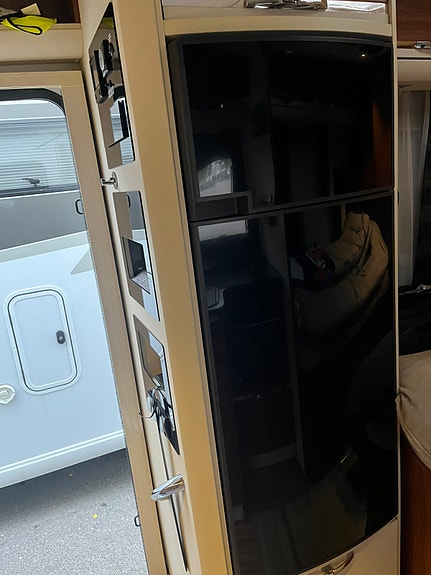 Adria Matrix Supreme 687 SLT 8 of 10