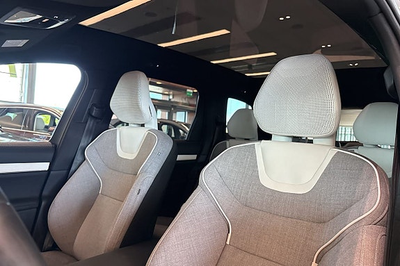 Volvo EX90 20 of 30