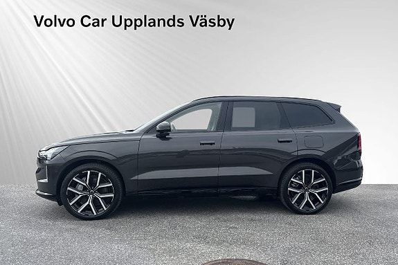 Volvo EX90 3 of 15