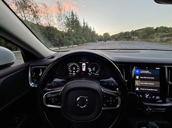 Volvo V60 8 of 14