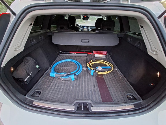 Volvo V60 11 of 14