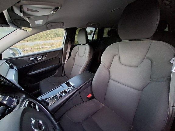Volvo V60 9 of 14