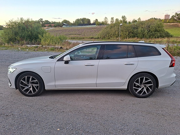 Volvo V60 3 of 14