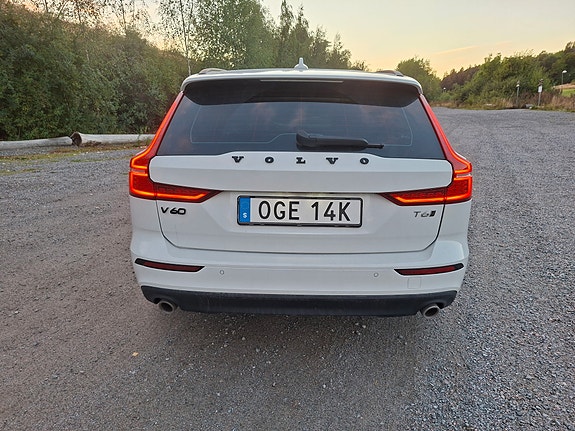 Volvo V60 5 of 14