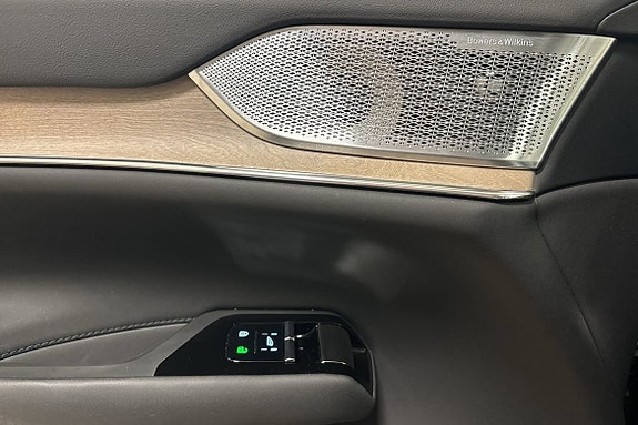Volvo EX90 20 of 25