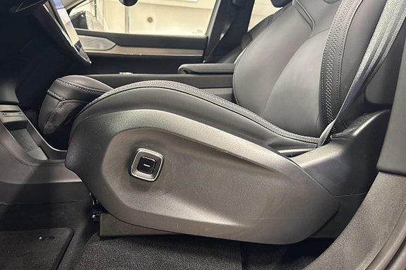 Volvo EX90 21 of 25