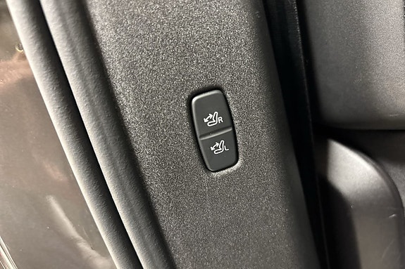 Volvo EX90 24 of 25