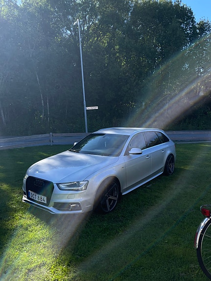 Audi A4 3 of 9