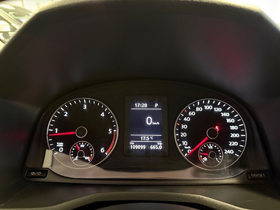 Volkswagen Caddy 17 of 18