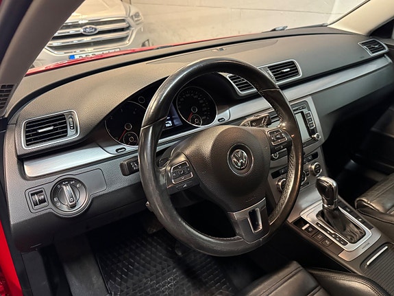 Volkswagen Passat 11 of 27