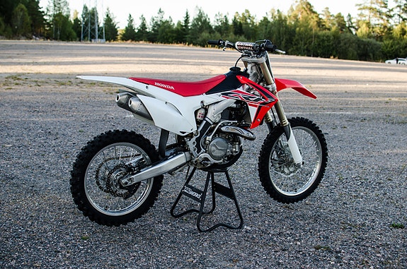 Honda CRF450R 2 of 10