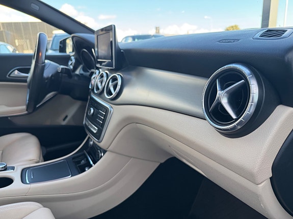 Mercedes-Benz CLA220 d 5 of 14