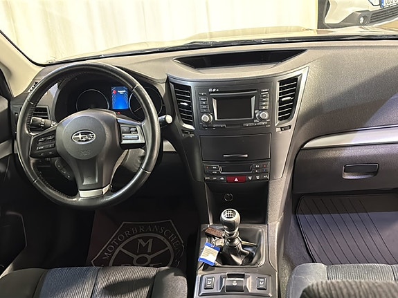 Subaru Outback 5 of 16