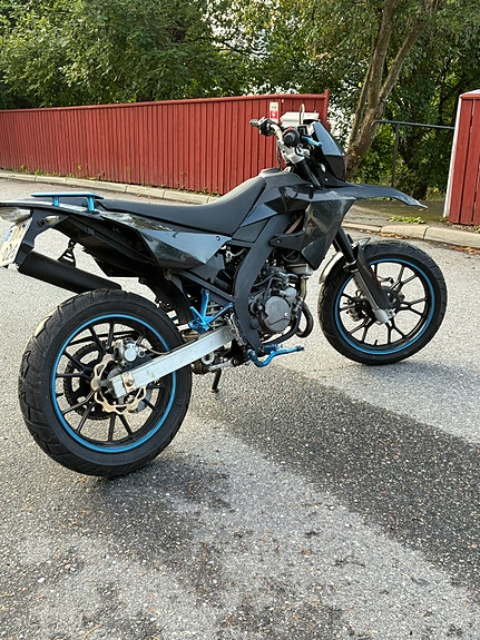 Viarelli Motard 2 of 8