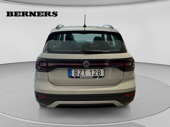 Volkswagen T-Cross 6 of 15
